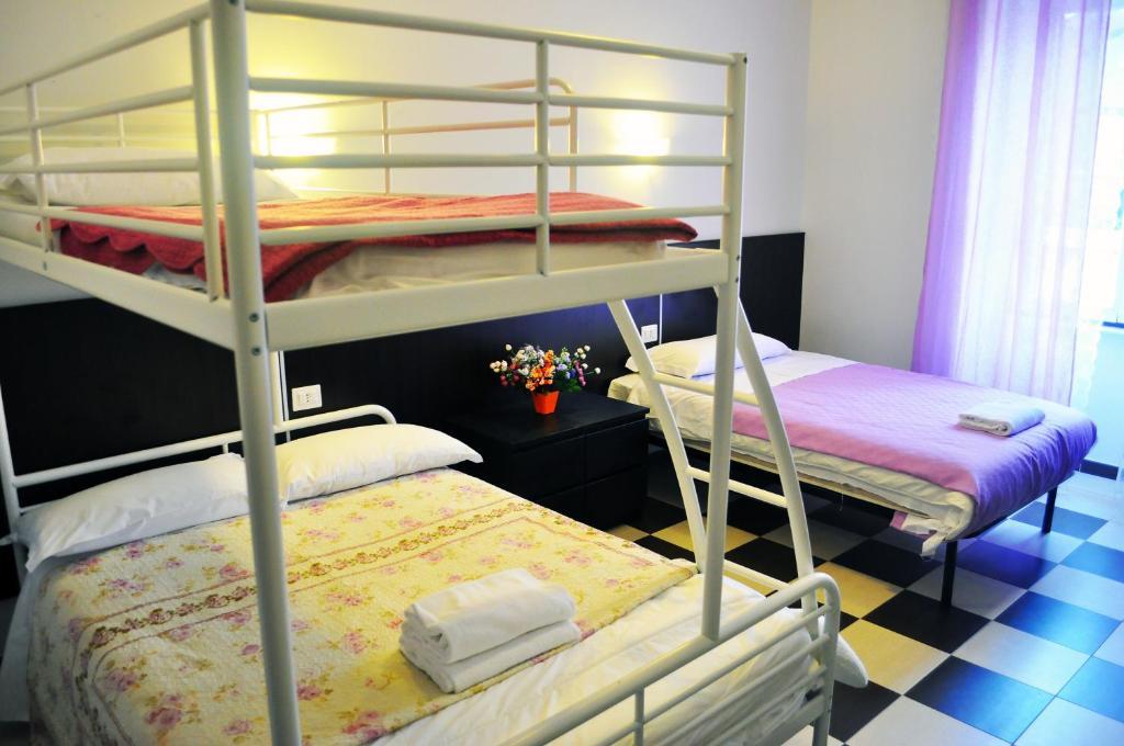 Blue Rain Guest House Рим Номер фото