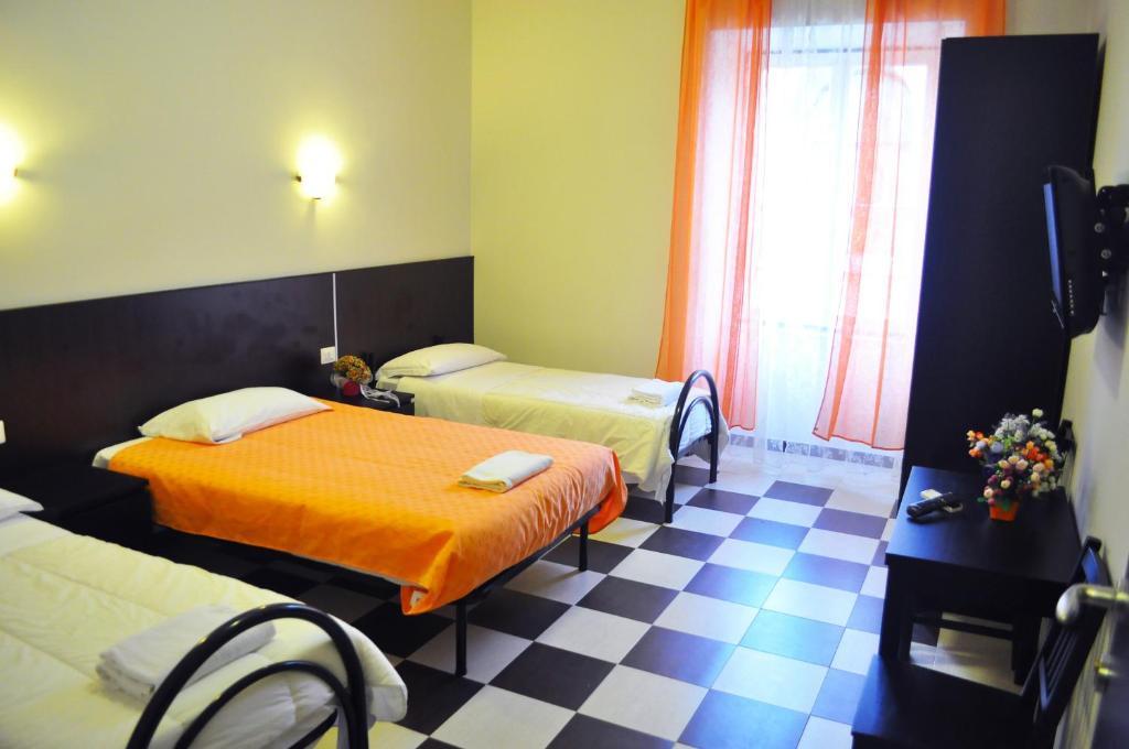 Blue Rain Guest House Рим Номер фото