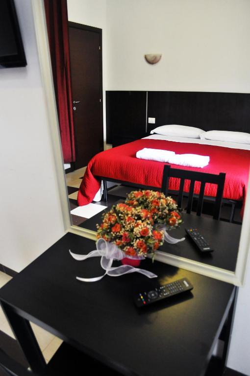 Blue Rain Guest House Рим Номер фото